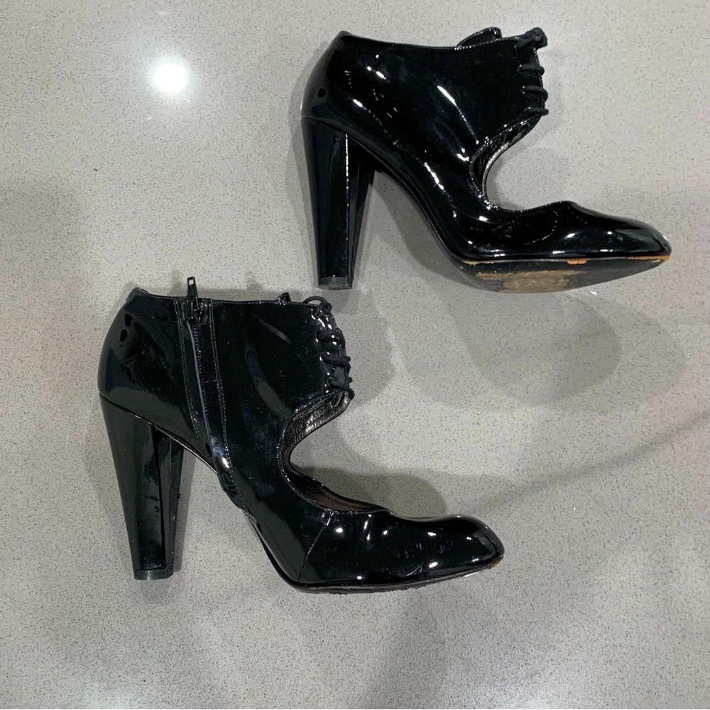 Marc by Marc Jacobs Mary Jane Heels